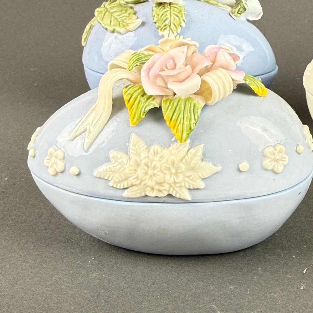 Ceramic Easter Egg 4" Trinket Box Set of 4 Blue Cream Floral Decor - Picture 15 of 16